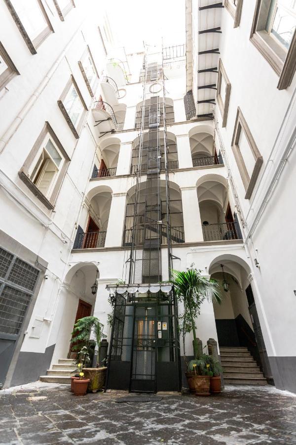 Arka Apartments Napoli Eksteriør billede